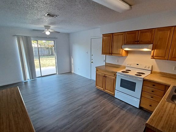4th image of 1549 LORELEI LN