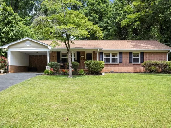 5539 Alma Dr, Winston Salem, NC 27105