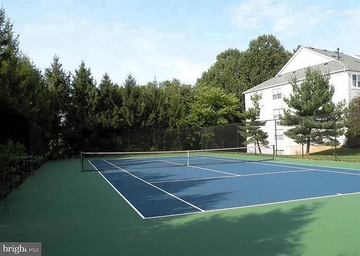 10010 Vanderbilt Cir #5-9 — Photo 26