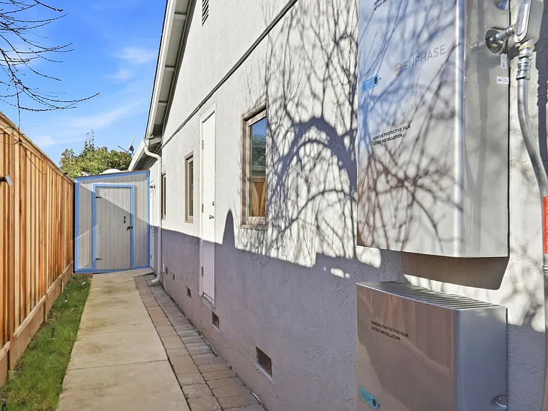 4621 Mia Cir — Photo 34