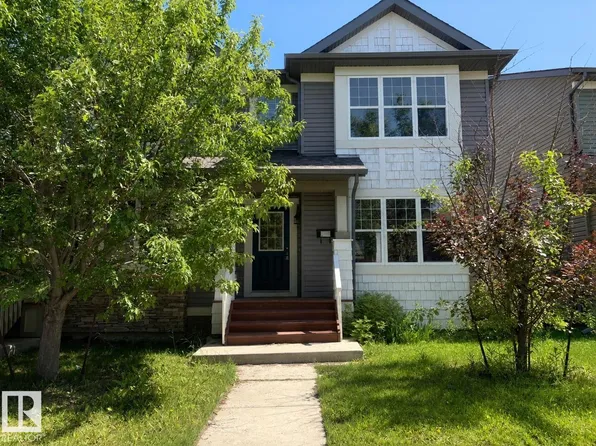 2143 32nd St NW, Edmonton, AB T6T 0J9