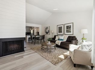 19704 E Loyola Cir, Aurora, CO 80013