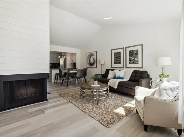 19704 E Loyola Circle, Aurora, CO 80013