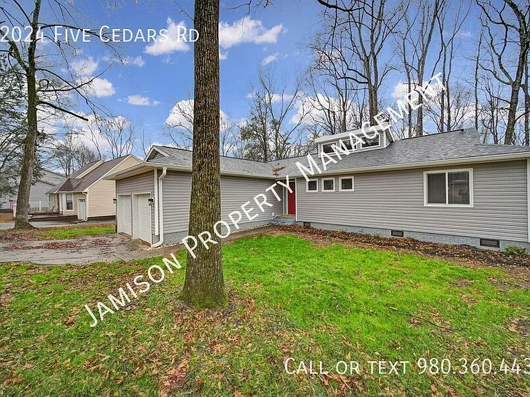 12024 Five Cedars Rd — Photo 26