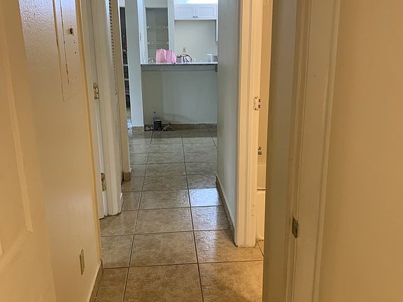 4th image of 100 Santa Clara Dr APT 1