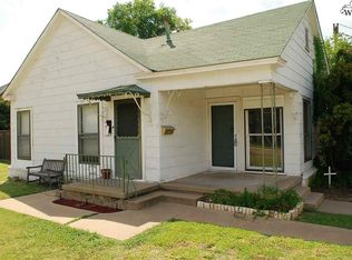 4804 Lake Park Dr, Wichita Falls, TX 76302