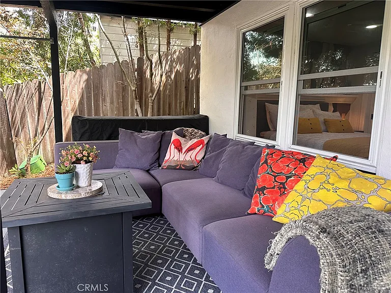 736 Griffith Pl — Photo 38