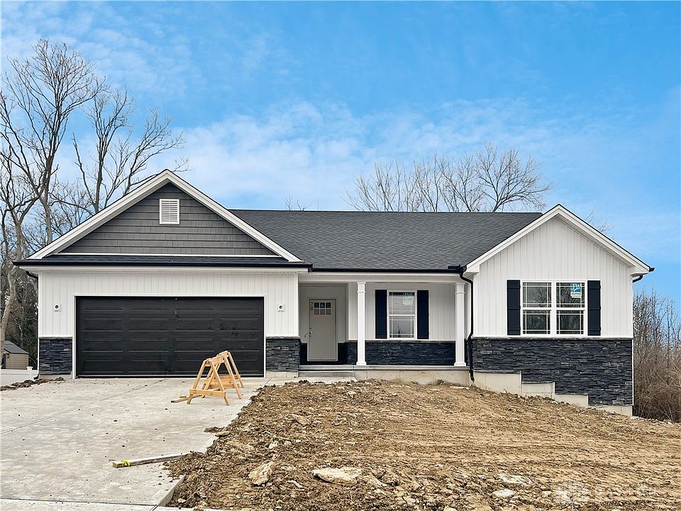 1st image of 827 E Panjab Ct
