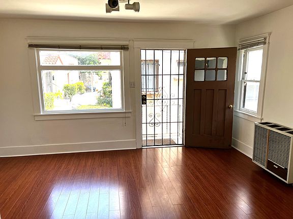 4th image of 1141 Gordon St #1/2