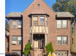 621 Metropolitan Ave, Staten Island, NY 10301