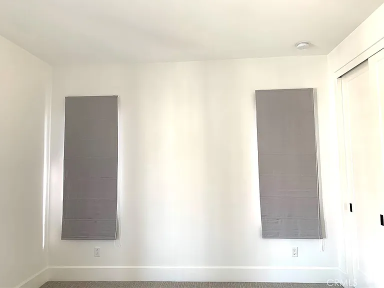 105 Sky Hts — Photo 38