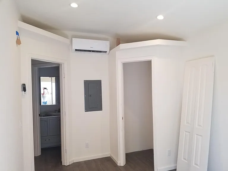 406 S Laurel St — Photo 21
