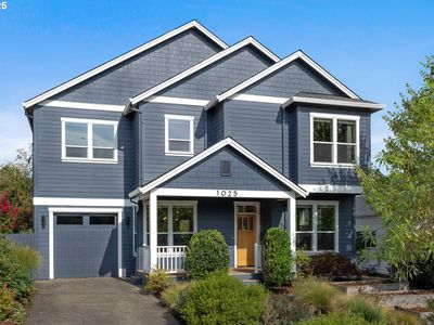 1025 NE Dean St, Portland, OR, 97211