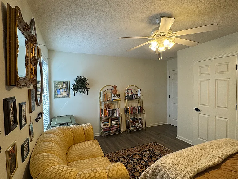 1519 E Calhoun St — Photo 7