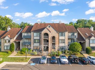 5511 Aberdeen Dr, Mount Laurel, NJ 08054