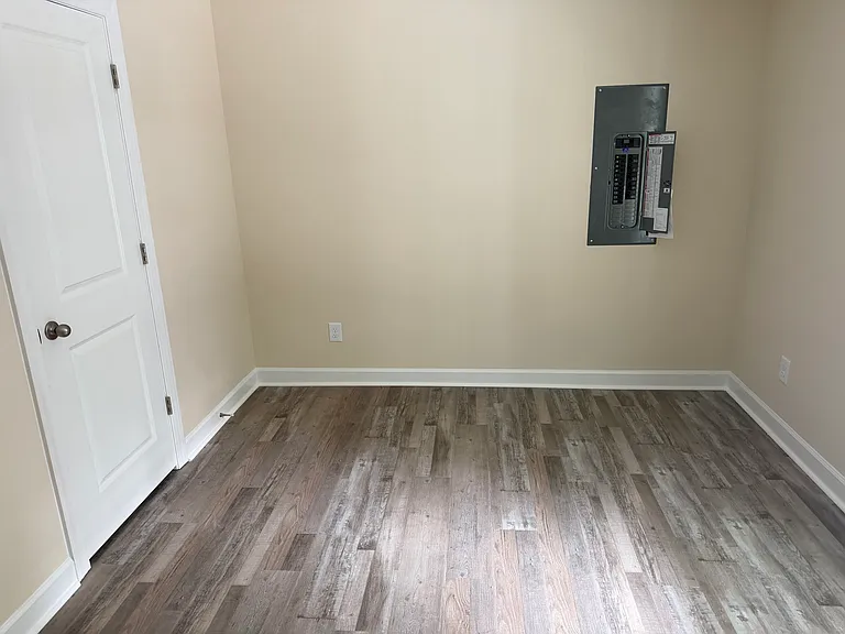 1350 Utopia Rd — Photo 7