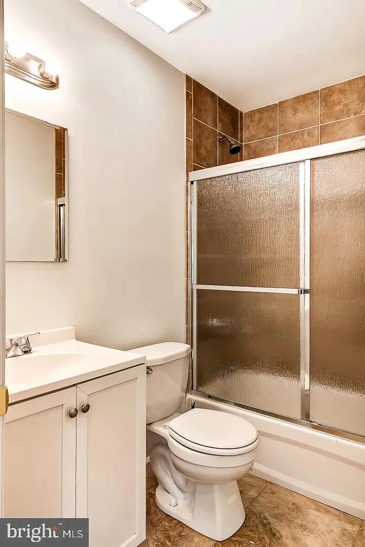 3 bed, 1300 sqft, $1,499 — Photo 3
