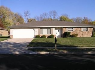 7630 Roselake Dr, Dayton, OH 45414