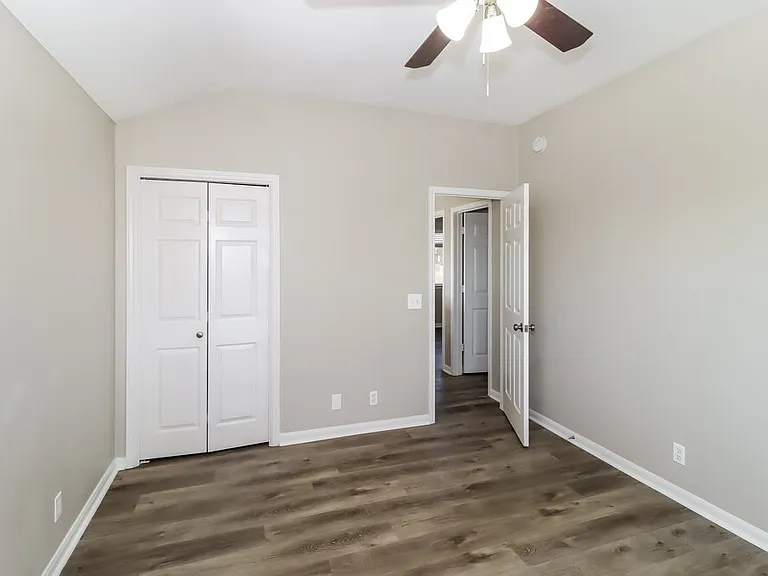 21013 Godolophin Ct — Photo 12