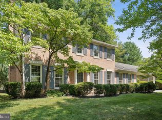 4713 Flower Valley Dr, Rockville, MD 20853
