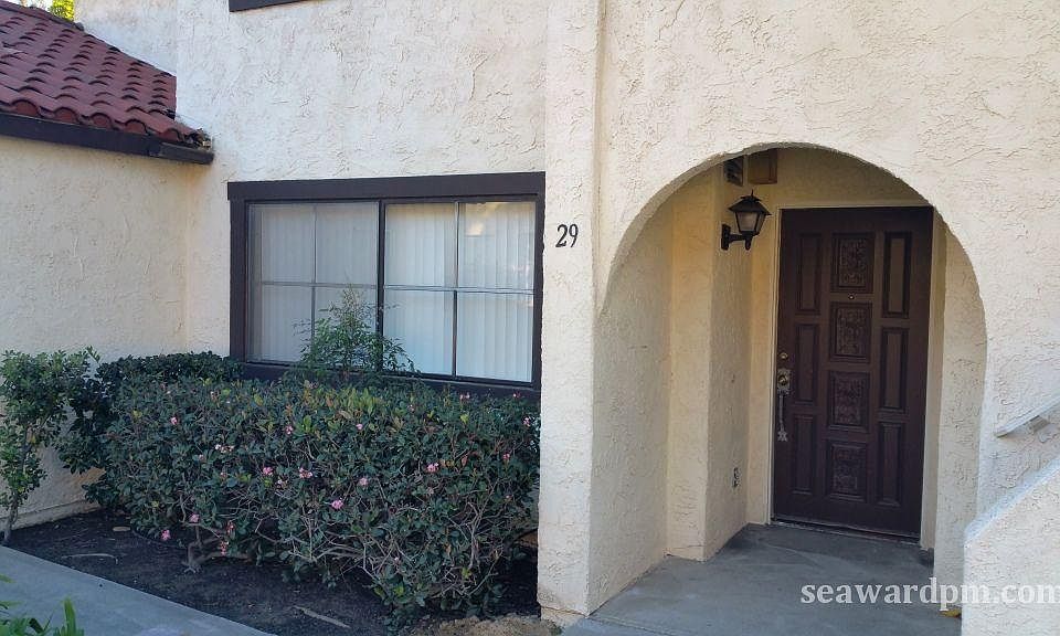 1st image of 29 Mission Plaza Dr