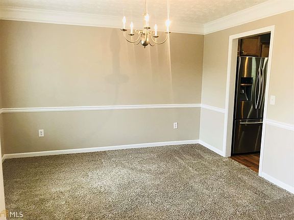 5th image of 3797 Valley Bluff Ln