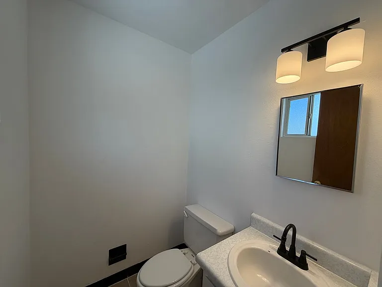 1143 De Vargas Ct SE — Photo 15