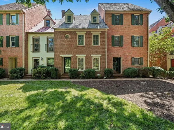 1306 Kenmore Ave #4, Fredericksburg, VA 22401