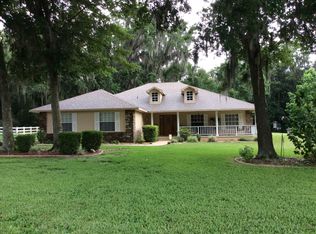 3190 Gardner Oaks Ln, Lakeland, FL 33810