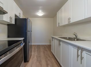 London Road Apartments, Sarnia, ON N7T 7S9
