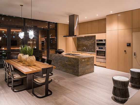 5th image of 801 S Olive St Penthouse 5