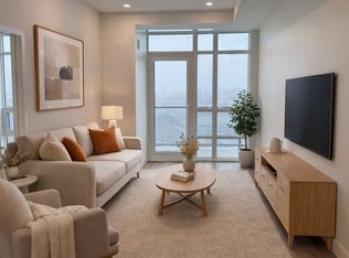 461 Green Rd #605, Hamilton, ON L8E 5W9