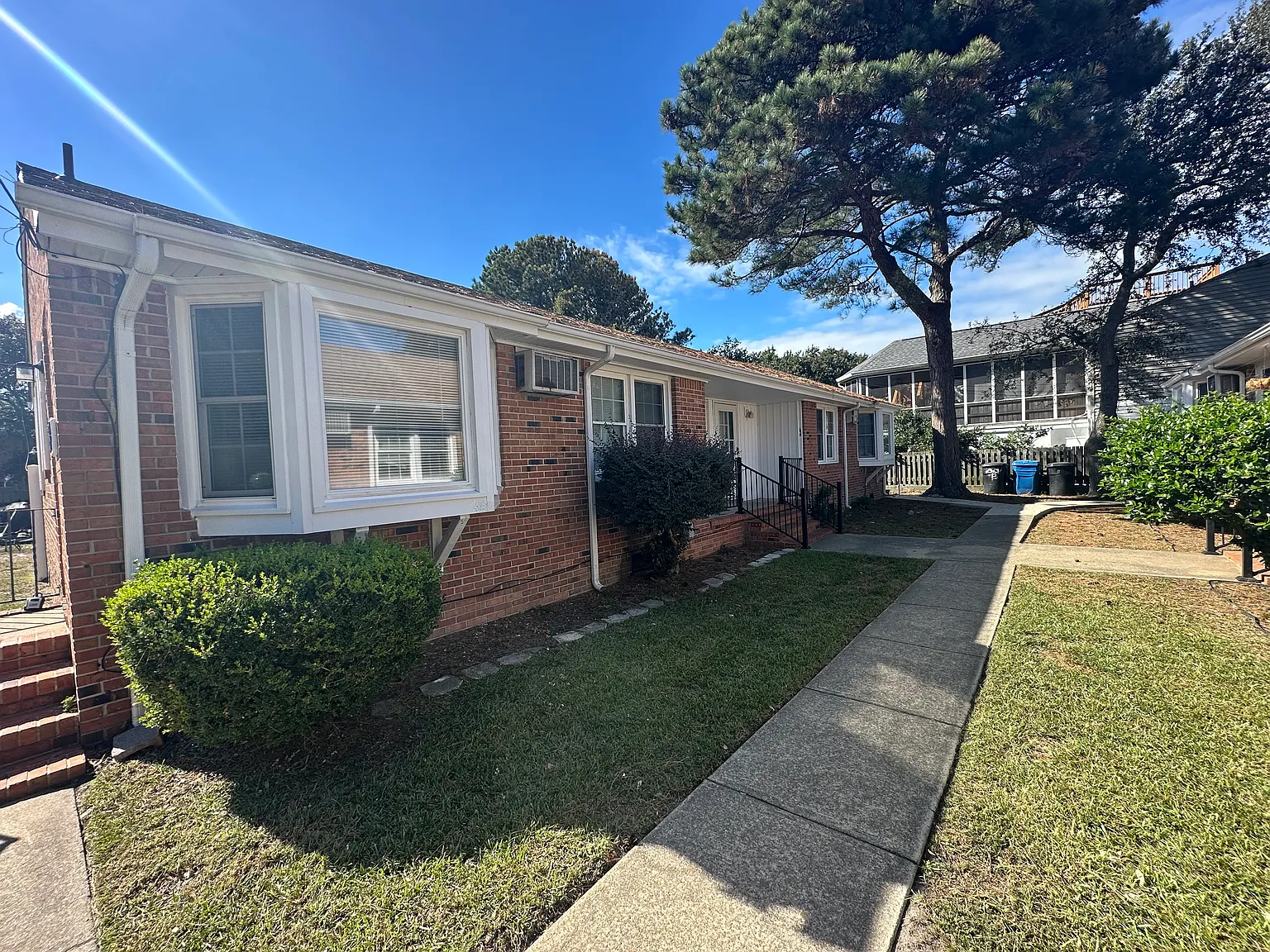 2 bed, 900 sqft, $1,995 — Photo 4