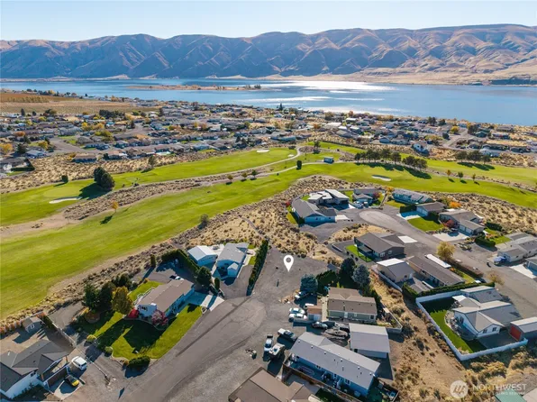 344 Rainbow Place SW, Mattawa, WA 99349