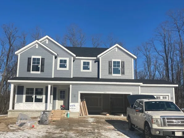 2293 Dunewood St, Portage, IN 46368