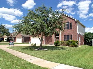 2405 Suncreek Ln, Pearland, TX 77584