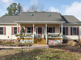105 Azalea Rd, Colonial Beach, VA 22443