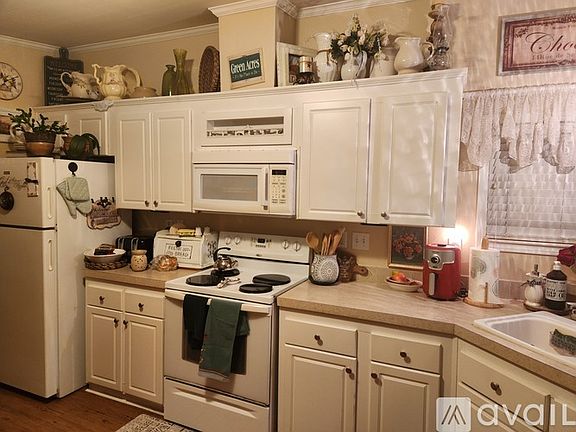 2nd image of 7004 Marine Dr