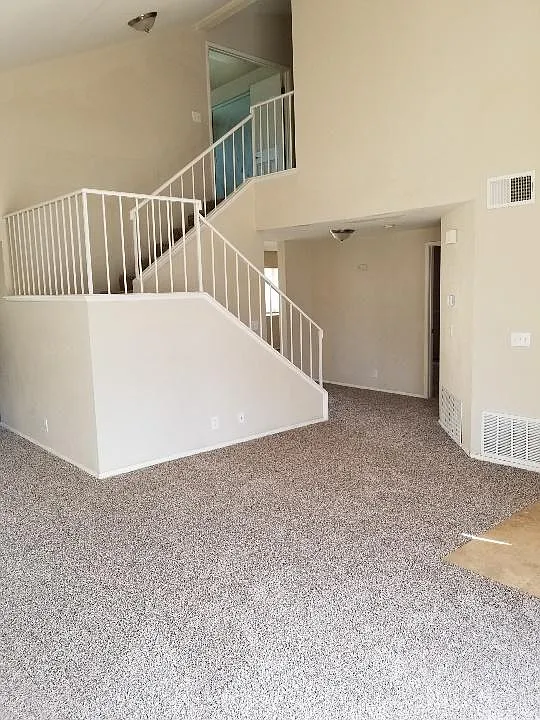 4 bed, 1853 sqft, $3,000 — Photo 4