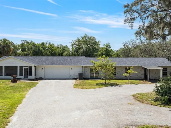 11202 Trotwood Dr, Riverview, FL 33578