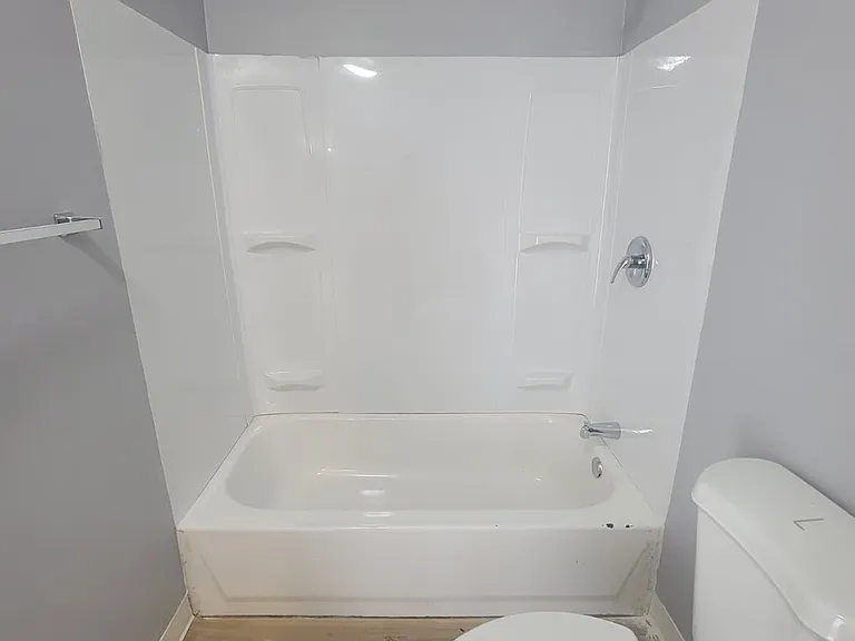 1808 N James H McGee Blvd #B — Photo 8