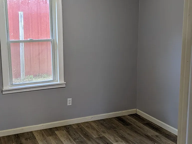 7351 N Dort Hwy — Photo 3