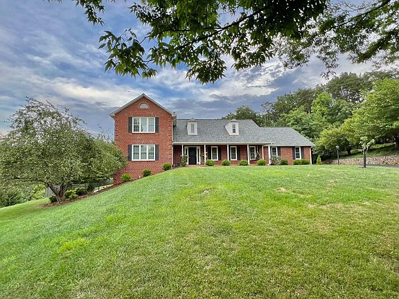 5th image of 4838 Hickory Hill Dr
