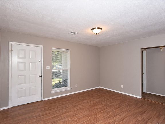 3rd image of 450 W 149th St S