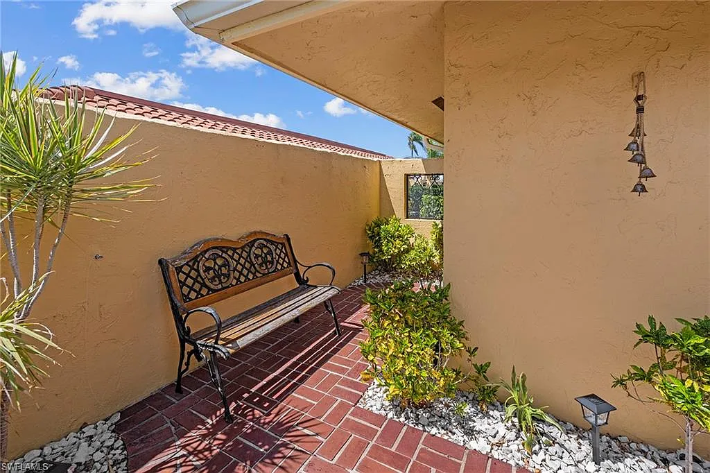2 bed, 2.0 bath, 1080 sqft, $3,500 — Photo 4