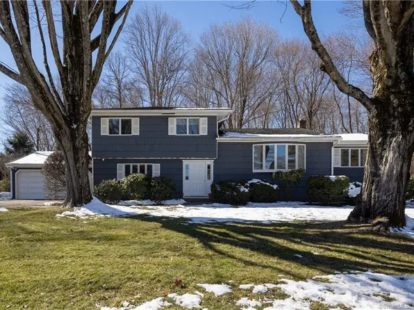 27 Douglas Drive, Norwalk, CT 06850