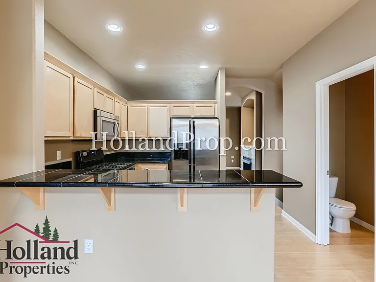 17152 SW Whitley Way — Photo 3