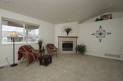 3rd image of 469 Wapola Ave