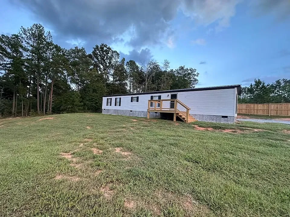 2 bed, $1,400 — Photo 2