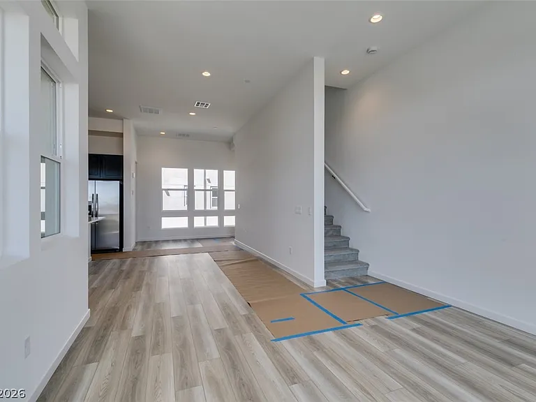 2498 Indigo Mountain St — Photo 20